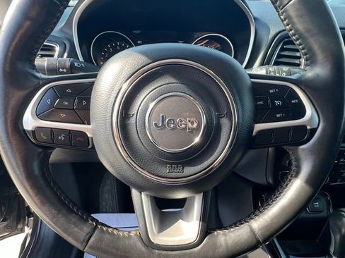 Used 2018 Jeep Compass Limited w/ Navigation Group image 14