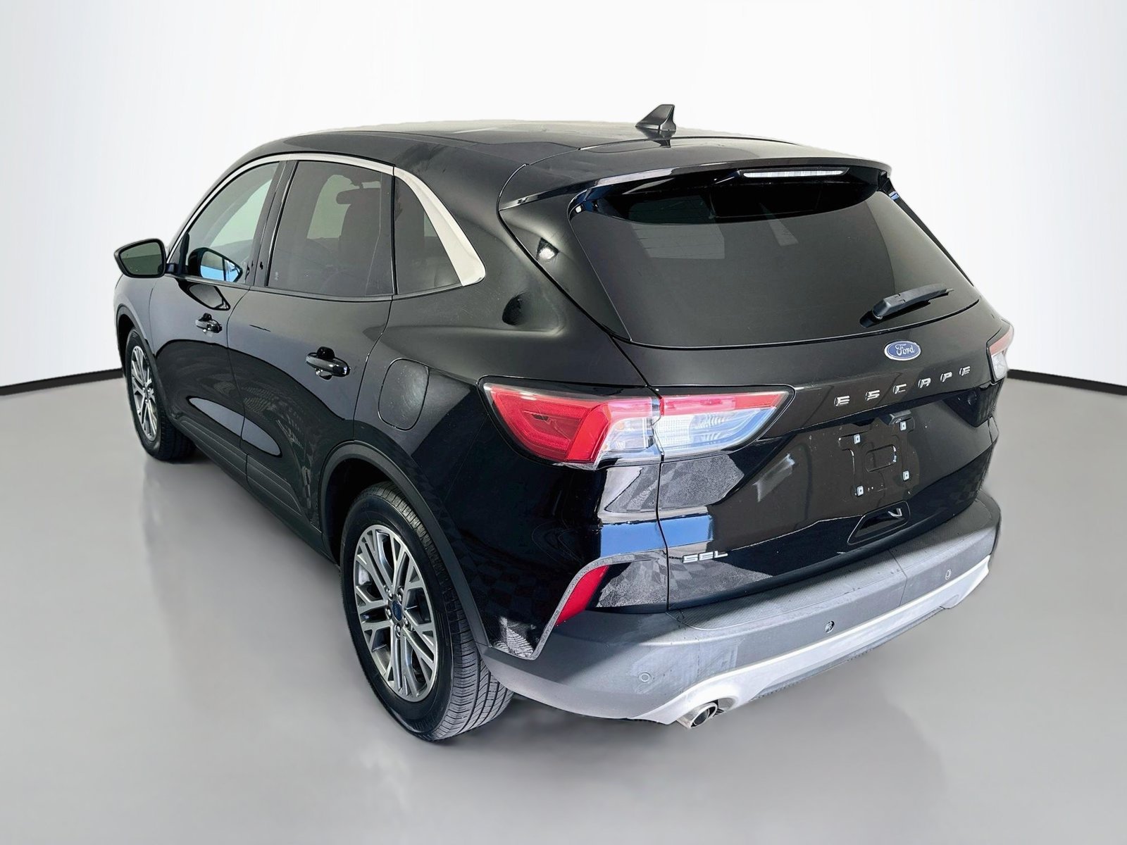 Used 2022 Ford Escape SEL FWD image 5