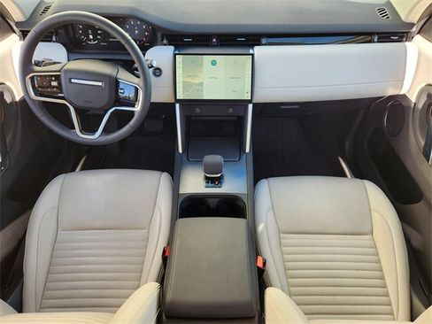 Used 2025 Land Rover Discovery Sport S image 25