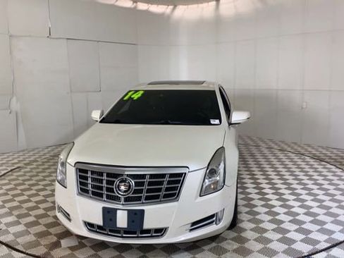 Used 2014 Cadillac XTS Premium w/ Driver Assist Package FWD image 6