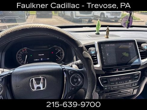 Used 2018 Honda Pilot Touring image 8