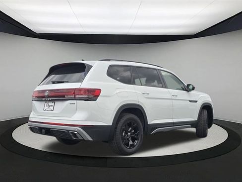 New 2026 Volkswagen Atlas Peak Edition AWD/4WD image 7