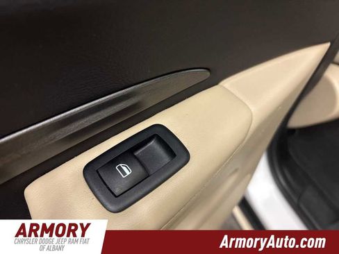 Used 2021 Dodge Durango SXT w/ 3rd Row Seating Group image 24