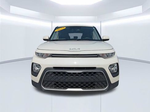 Used 2022 Kia Soul S FWD image 9