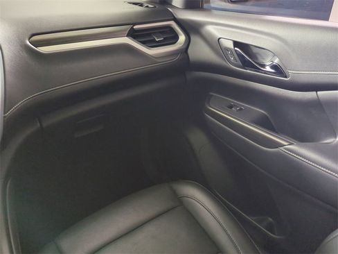 Used 2021 GMC Acadia SLT w/ Premium Package image 21