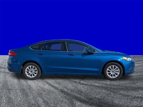 Used 2017 Ford Fusion S FWD image 3
