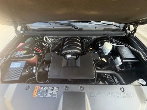 Used 2018 Chevrolet Tahoe LT RWD image 9