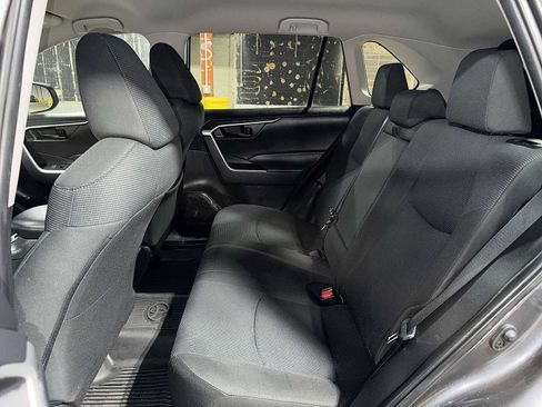 Certified 2022 Toyota RAV4 LE image 17