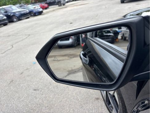 Used 2023 Hyundai Elantra SEL w/ Convenience Package image 16