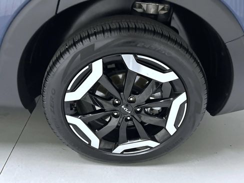Used 2025 Kia Telluride S AWD/4WD image 23