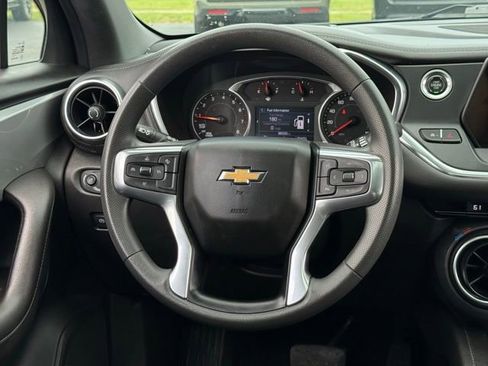 Used 2022 Chevrolet Blazer LT AWD/4WD image 8