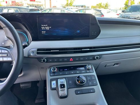 Used 2025 Hyundai Palisade SEL AWD/4WD image 14