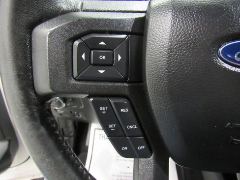 Used 2020 Ford F150 XLT w/ Equipment Group 302A Luxury AWD/4WD image 34