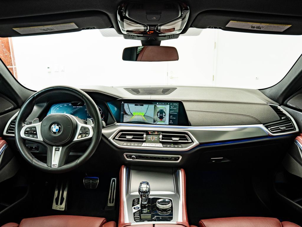 Used 2021 BMW X6 M50i w/ Executive Package AWD/4WD image 4
