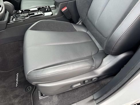 Used 2026 Subaru Forester Touring AWD/4WD image 15