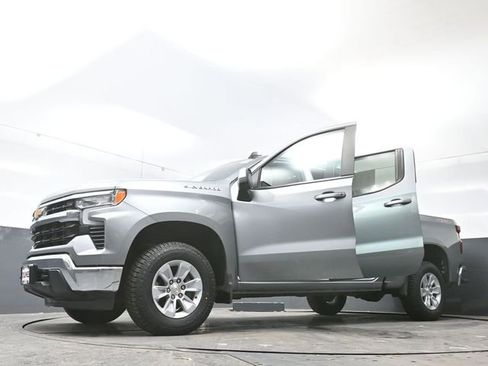 Used 2025 Chevrolet Silverado 1500 LT image 74