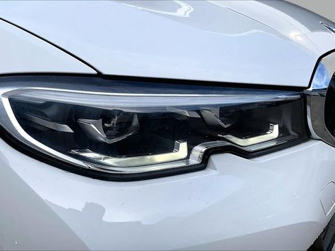 Used 2022 BMW 330i Sedan w/ Premium Package RWD image 27