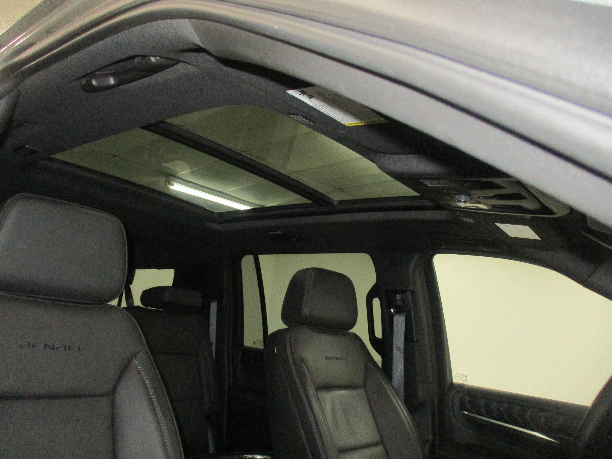 Certified 2023 GMC Yukon XL Denali AWD/4WD image 18