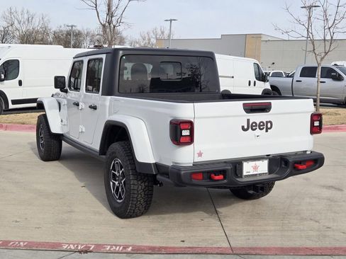 New 2025 Jeep Gladiator Rubicon w/ Convenience Group image 3
