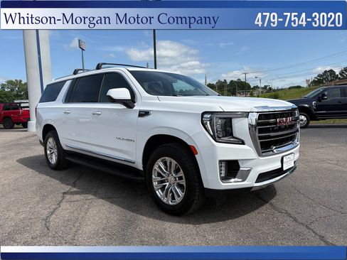 Used 2023 GMC Yukon XL SLT AWD/4WD image 4