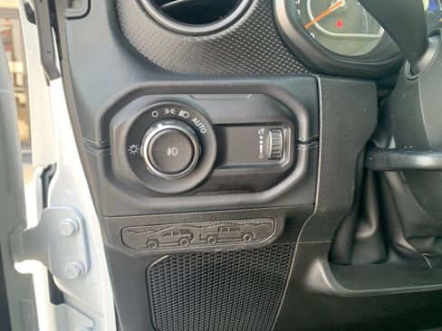 New 2026 Jeep Wrangler Unlimited Rubicon image 30