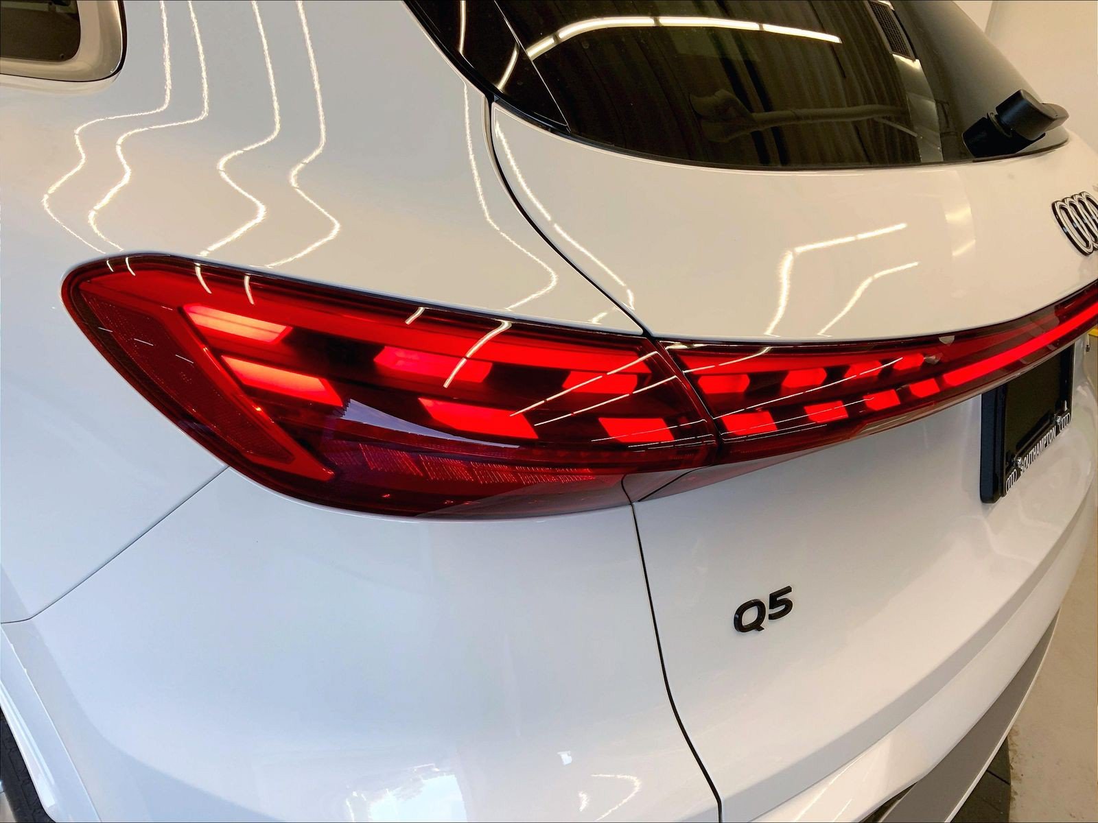 Certified 2025 Audi Q5 Premium Plus w/ Premium Plus AWD/4WD image 28