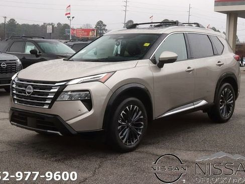 New 2026 Nissan Rogue Platinum w/ Platinum Premium Package AWD/4WD image 3