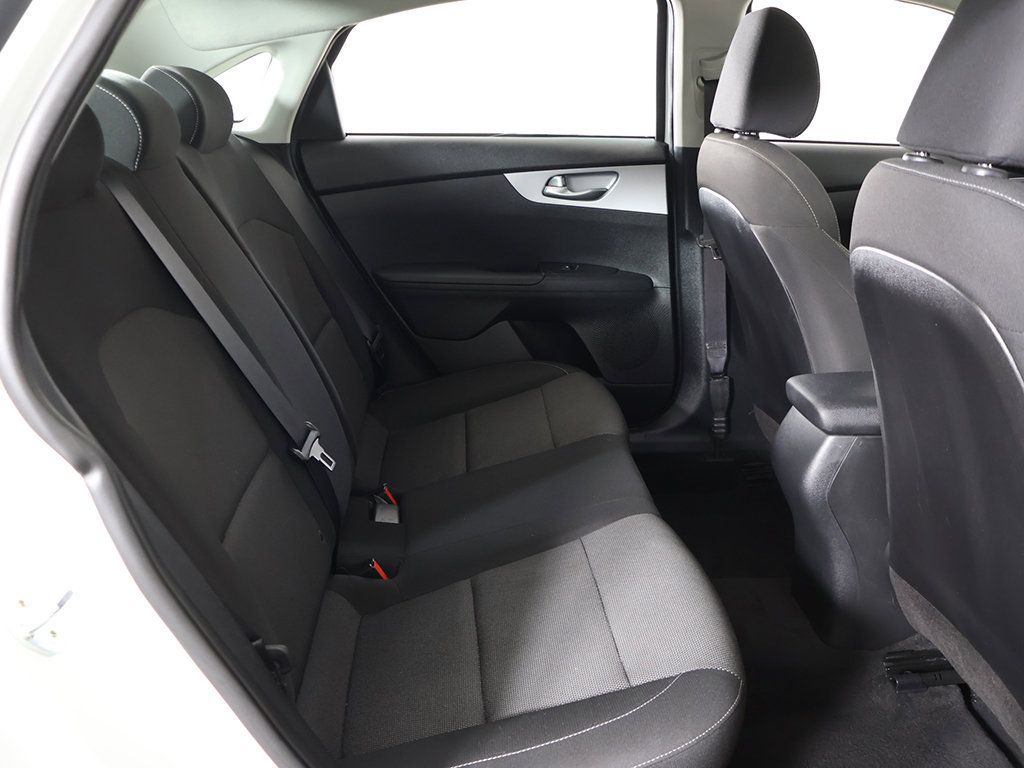 Used 2022 Kia Forte LXS w/ LXS Technology Package FWD image 32
