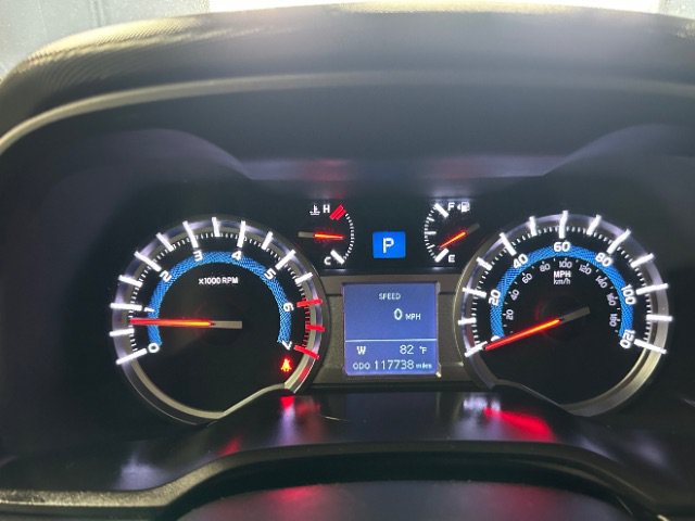 Used 2016 Toyota 4Runner SR5 AWD/4WD image 14