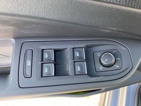 New 2026 Volkswagen GTI SE FWD image 23