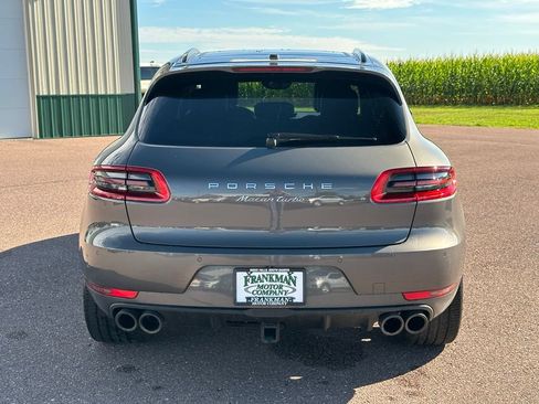 Used 2015 Porsche Macan Turbo AWD/4WD image 38