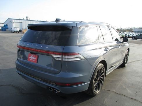 Used 2025 Lincoln Aviator Reserve w/ Jet Appearance Package image 5