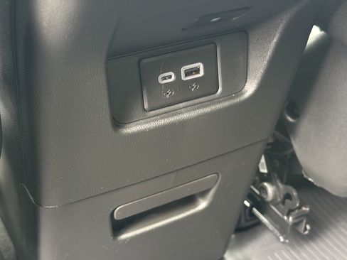 Certified 2024 Cadillac XT6 Luxury w/ LPO, Floor Liner Package AWD/4WD image 16