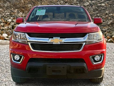 Used 2016 Chevrolet Colorado LT w/ LT Convenience Package image 3