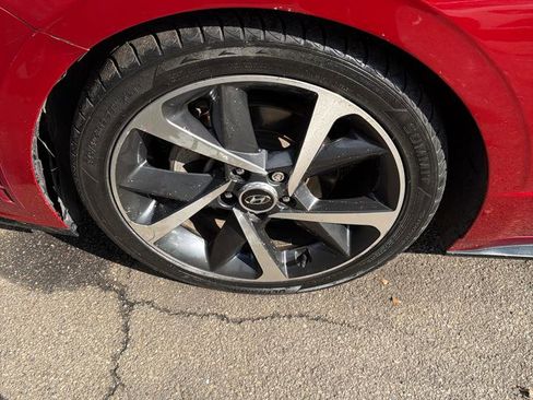 Used 2023 Hyundai Sonata SEL Plus image 3