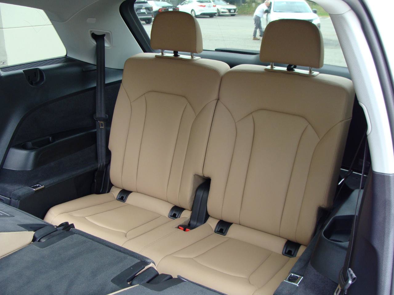 Used 2024 Audi Q7 3.0T Premium AWD/4WD image 9