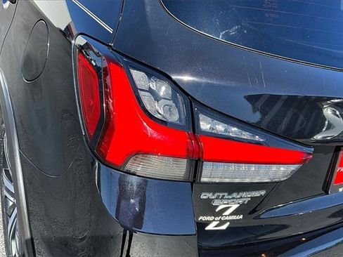 Used 2020 Mitsubishi Outlander Sport ES image 27