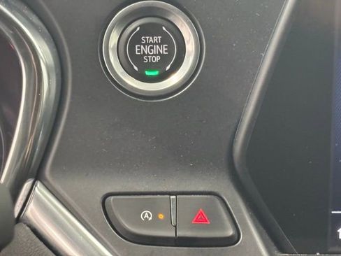 Used 2022 Chevrolet Blazer LT FWD image 29