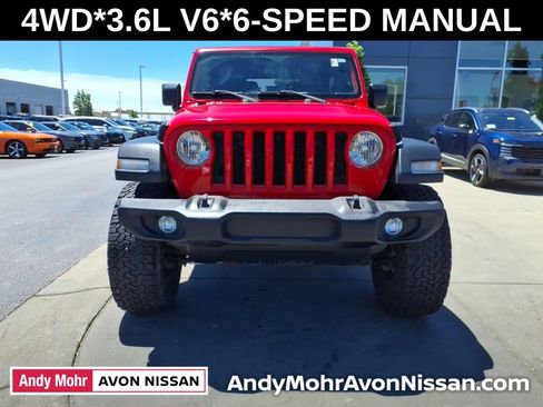 Used 2018 Jeep Wrangler Sport AWD/4WD image 3