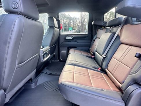 New 2026 Chevrolet Silverado 2500 High Country w/ Z71 Off-Road Package image 17