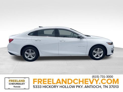 Used 2024 Chevrolet Malibu LS FWD image 2
