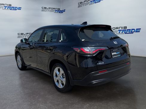 Used 2025 Honda HR-V LX image 7