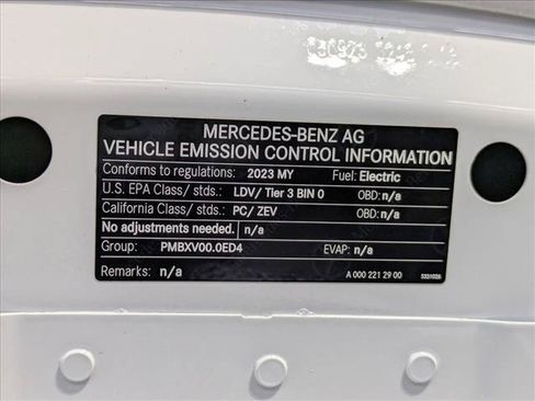 Certified 2023 Mercedes-Benz EQB 250+ image 24