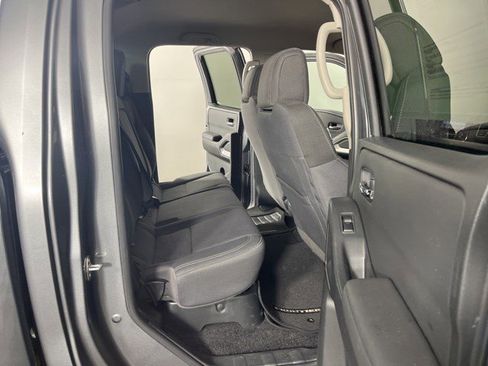 Used 2024 Nissan Frontier SV image 38