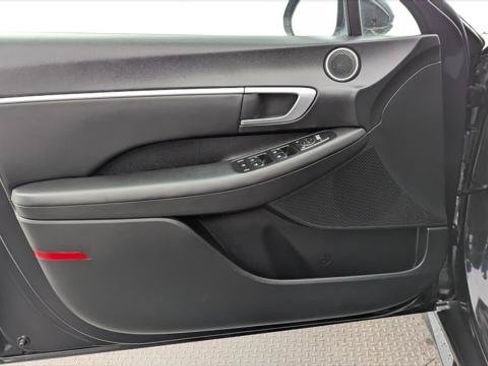 Used 2025 Hyundai Sonata SEL FWD image 13