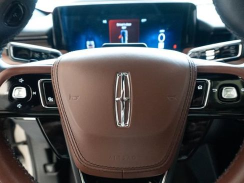 Used 2025 Lincoln Aviator Reserve w/ Illumination Package AWD/4WD image 23