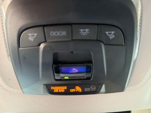 Used 2023 Toyota Corolla Cross L AWD/4WD image 12