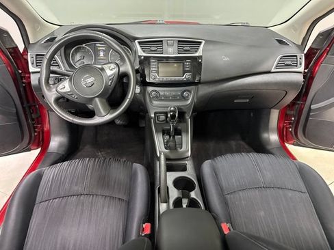 Used 2016 Nissan Sentra SV FWD image 2