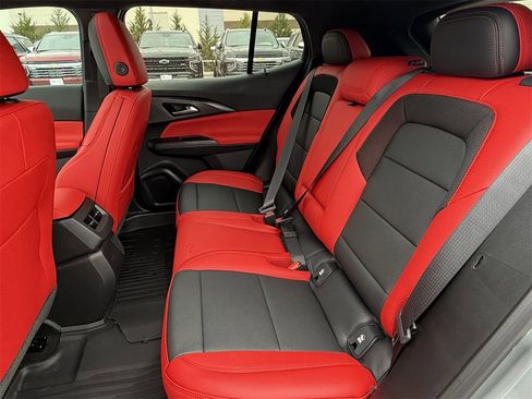 New 2026 Chevrolet Equinox EV RS image 25