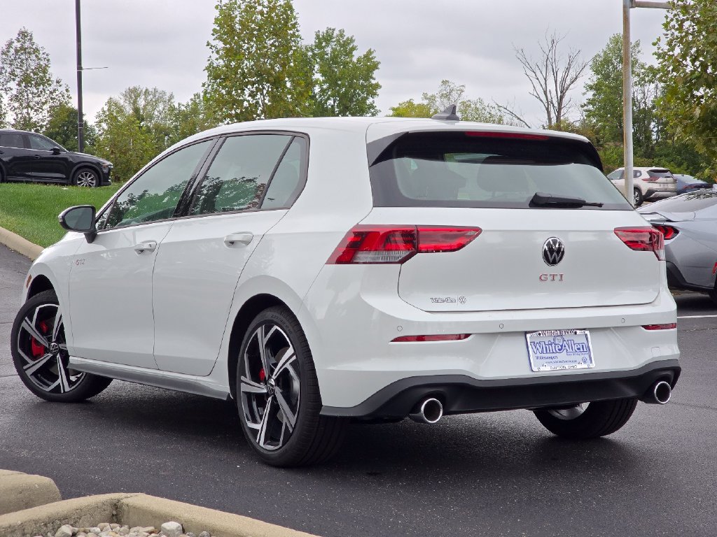New 2026 Volkswagen GTI SE FWD image 12